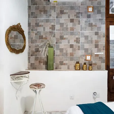 Chic, Stylish 1 Bedroom Maisonette - Close To Valletta Nyaraló