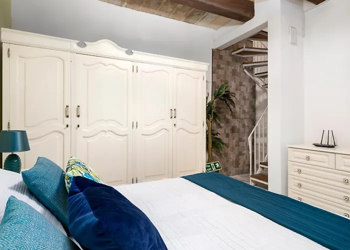 Chic, Stylish 1 Bedroom Maisonette - Close To Valletta * Il-Furjana