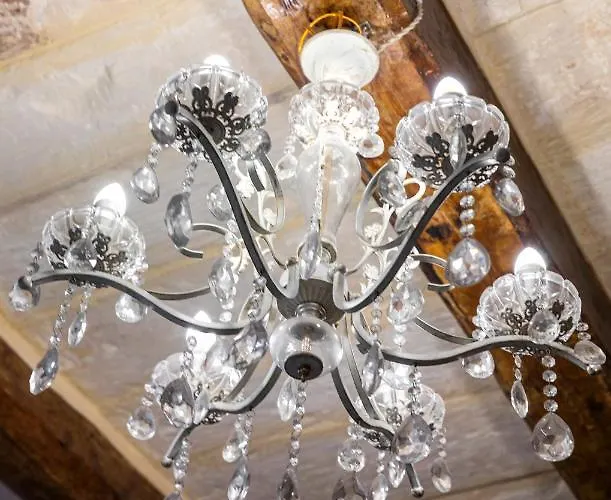 Chic, Stylish 1 Bedroom Maisonette - Close To Valletta Holiday home Il-Furjana