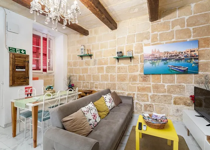 Holiday home Chic, Stylish 1 Bedroom Maisonette - Close To Valletta *